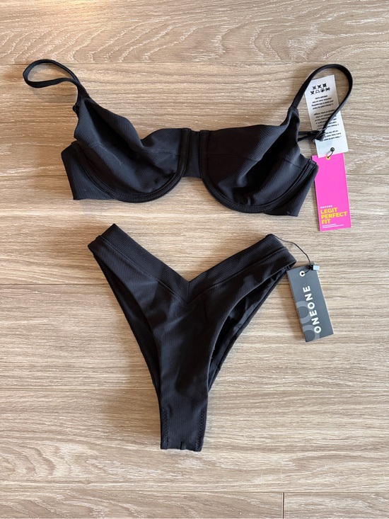 Oneone Other - New Oneone Black Ribbed Bikini Set Lupita Top Large & Jesse Cheeky bottom Medium